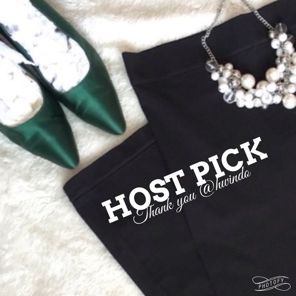 Manolo Blahnik Shoes - ~HP~ Vintage Manolo Blahnik Satin Green Heels